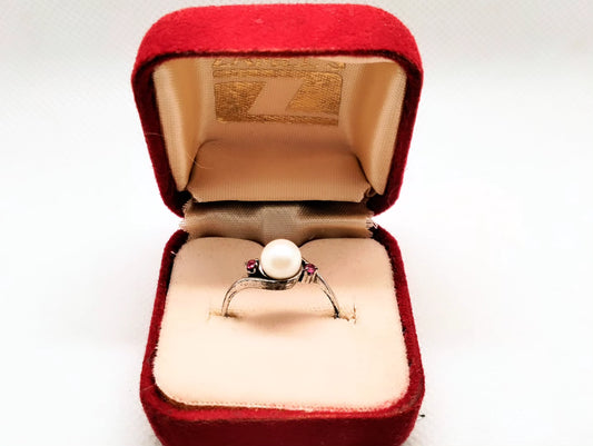 Retro sterling silver Freshwater pearl & ruby ring